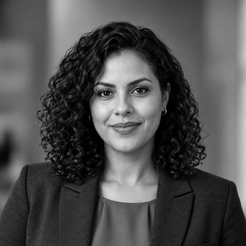 Retrato de Helena Prado, AI Governance Lead da Alltera